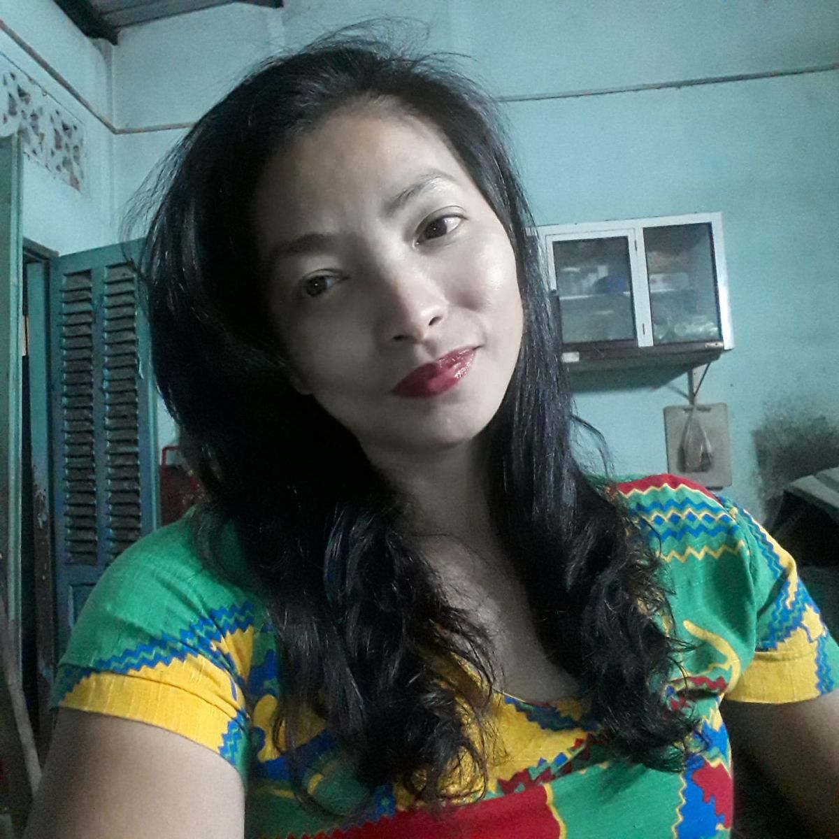 gương mặt mộc của Anh khi ở nhà và cả khi đi làm