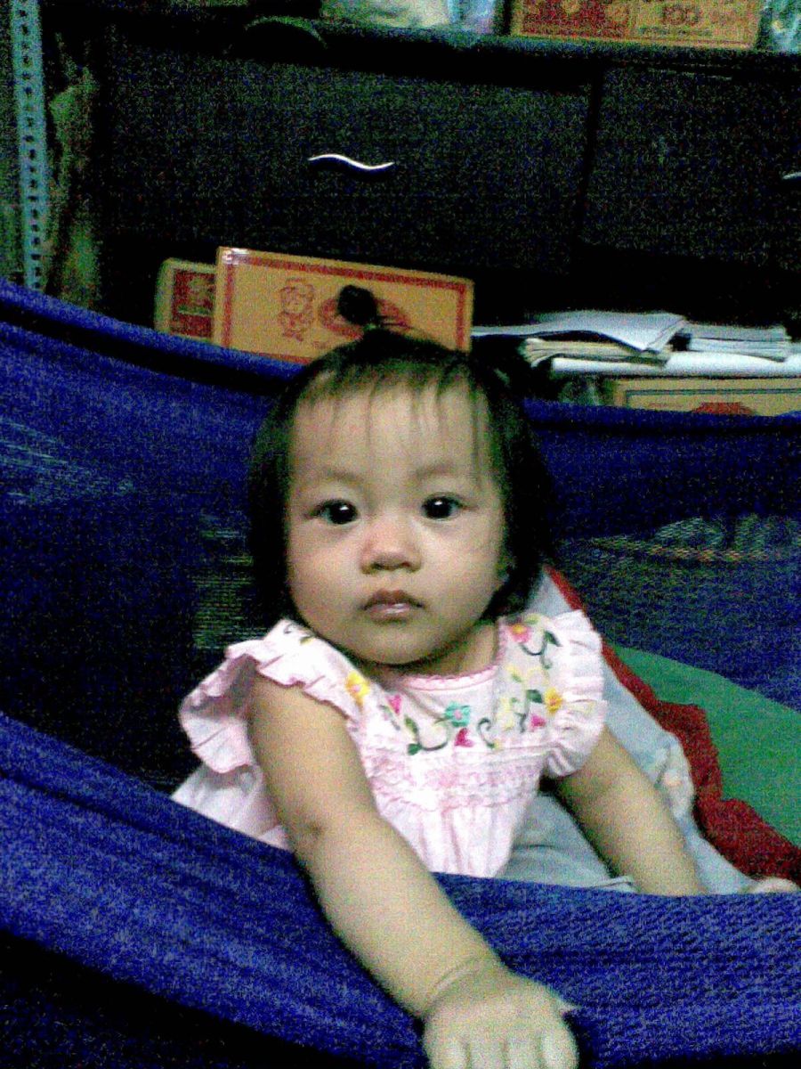 Con bé nhỏ có lý do của con