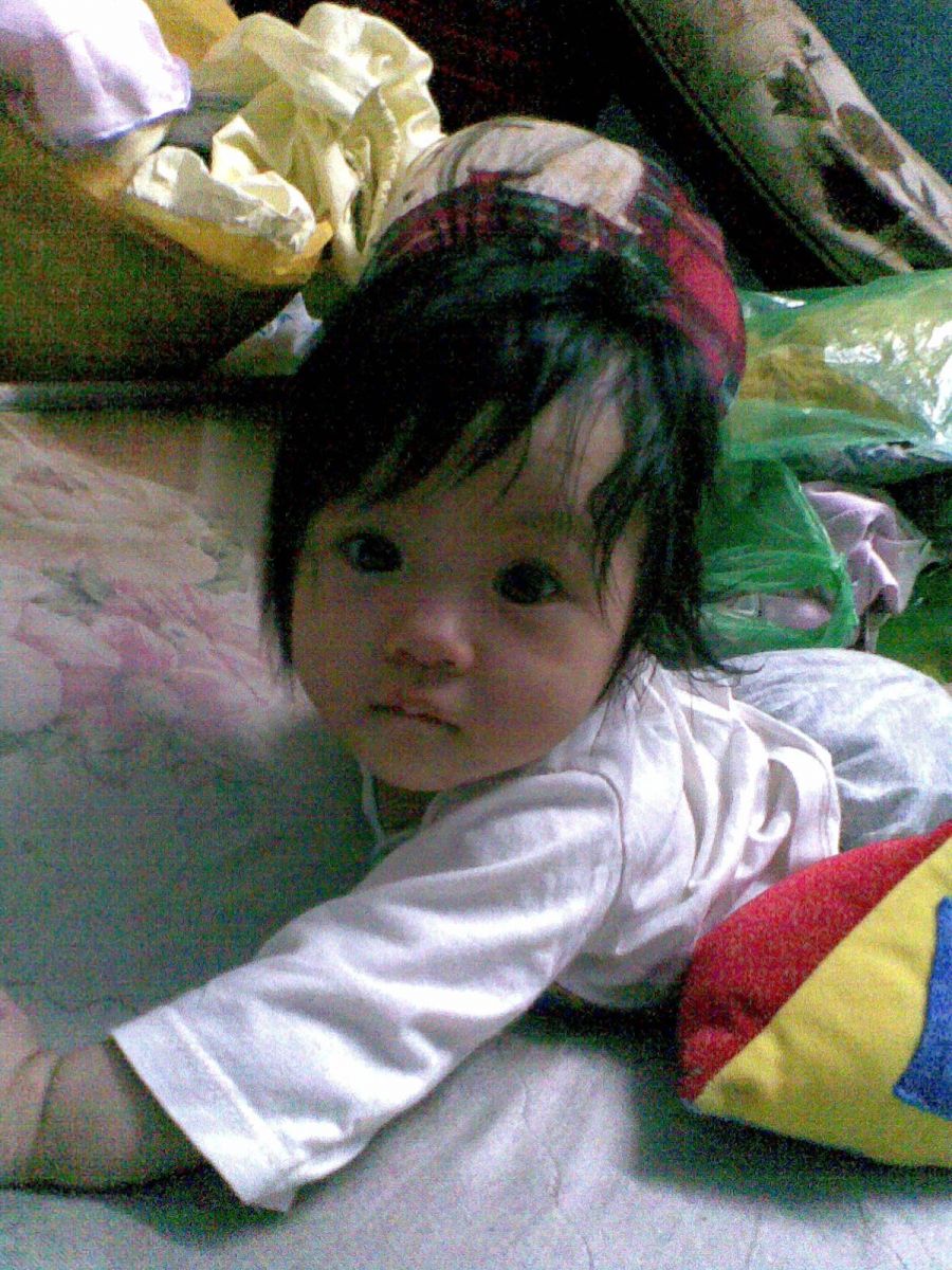 Con bé nhỏ có lý do của con