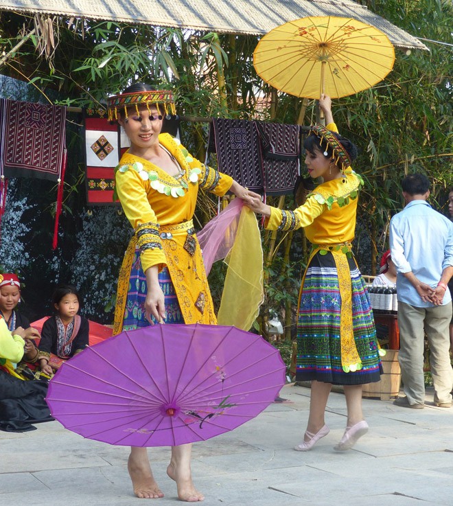 Chợ tình